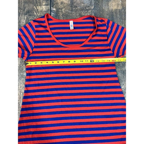 Women’s LuLaRoe Classic T! Size XS (Runs Big), Red Blue Stripe! - Picture 5 of 7